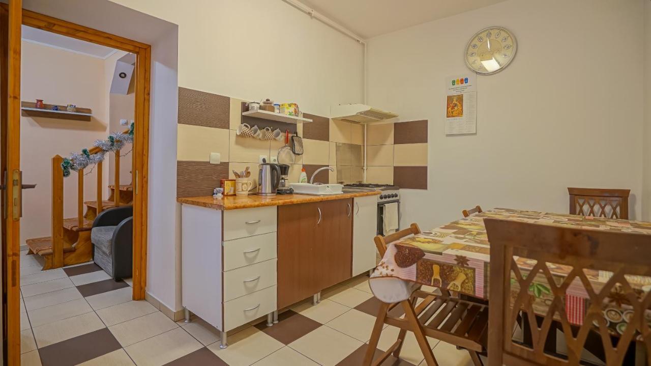 Apartament Simon Braşov Exteriör bild