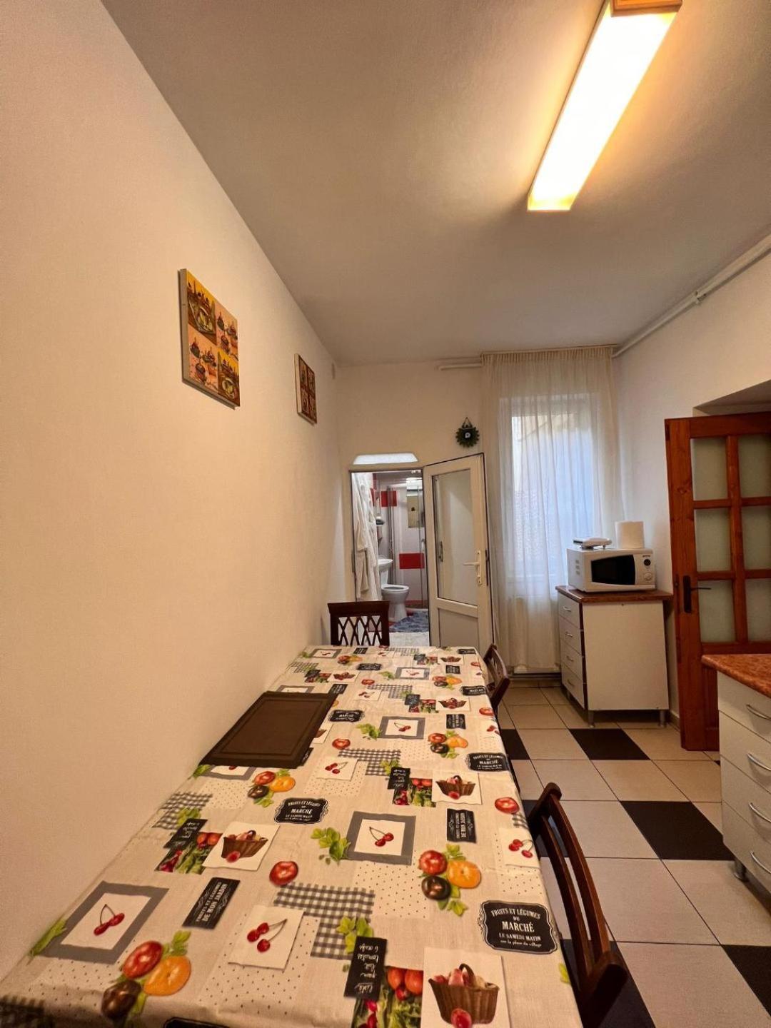 Apartament Simon Braşov Exteriör bild